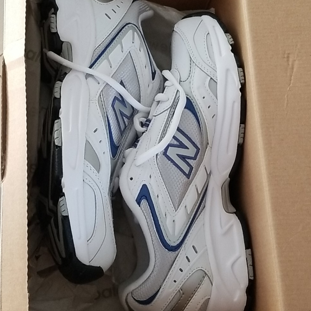 New Balance NIB Women's 10 WX452WM